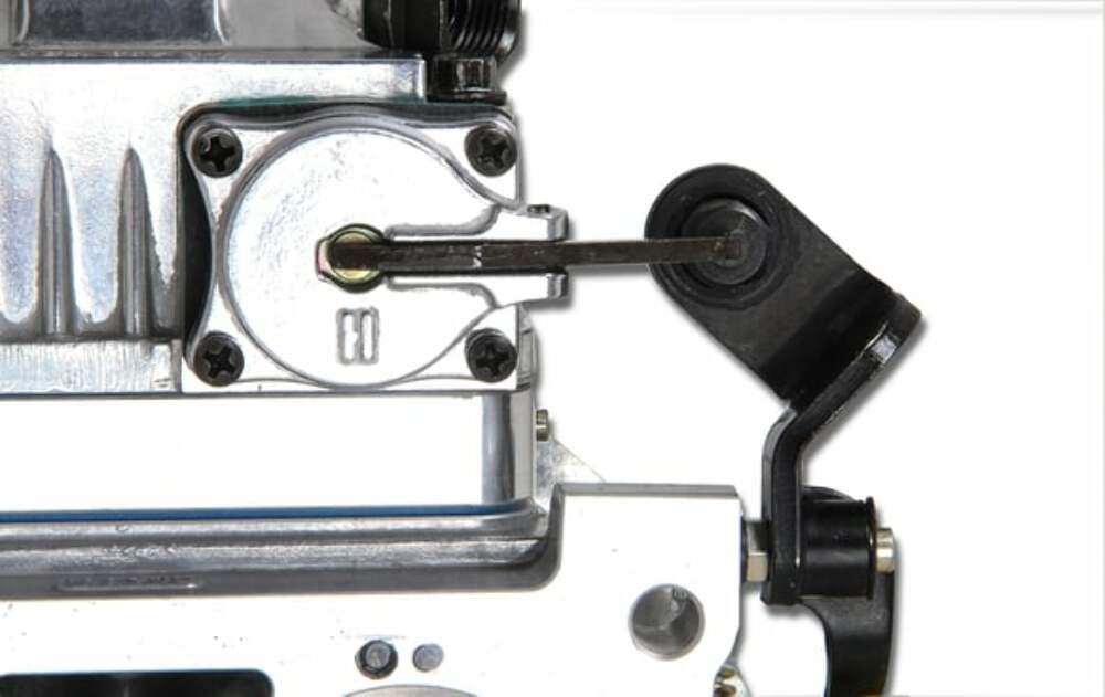 1050 CFM Holley Dominator SP Carburetor - 0-80689