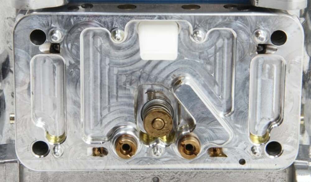 1050 CFM Holley Dominator SP Carburetor - 0-80689