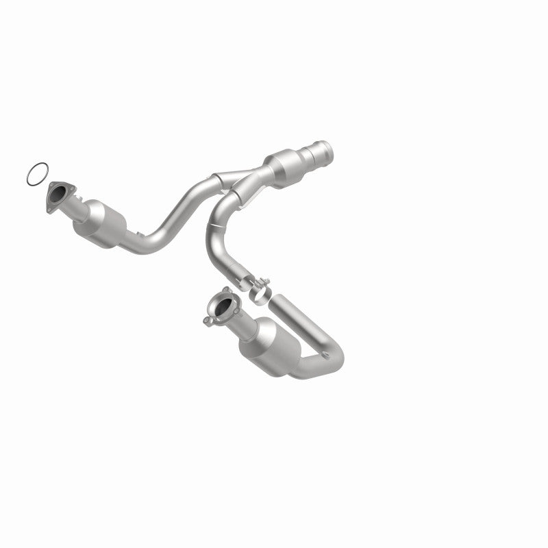 2015-2016 Cadillac Escalade 6.2L DirectFit Catalytic Converter 5582617 Magnaflow - Catalytic Converters Car Part People