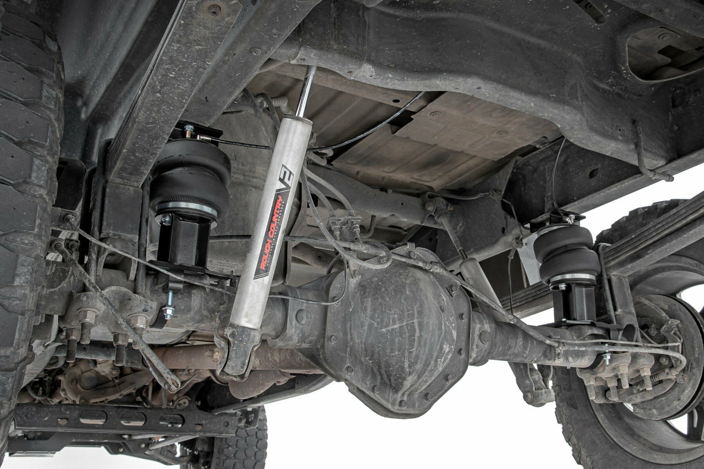 Fits Chevy/GMC 2500HD (01-10) Air Spring Kit; 0-6" Lift; 10006