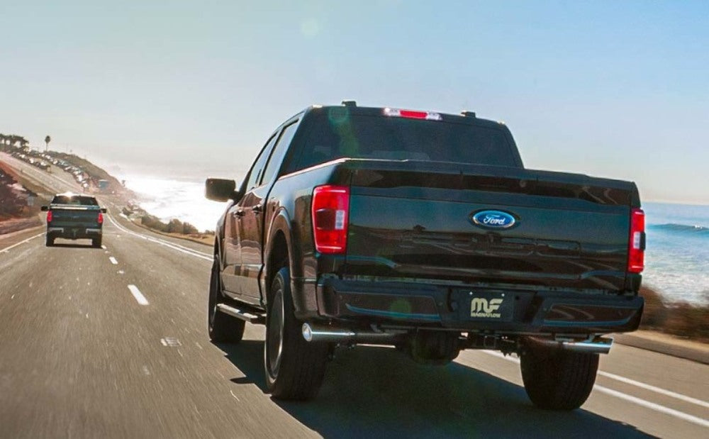 Exhaust System Kit for Street Series Cat-Back Performance Exhaust System MagnaFlow 15750