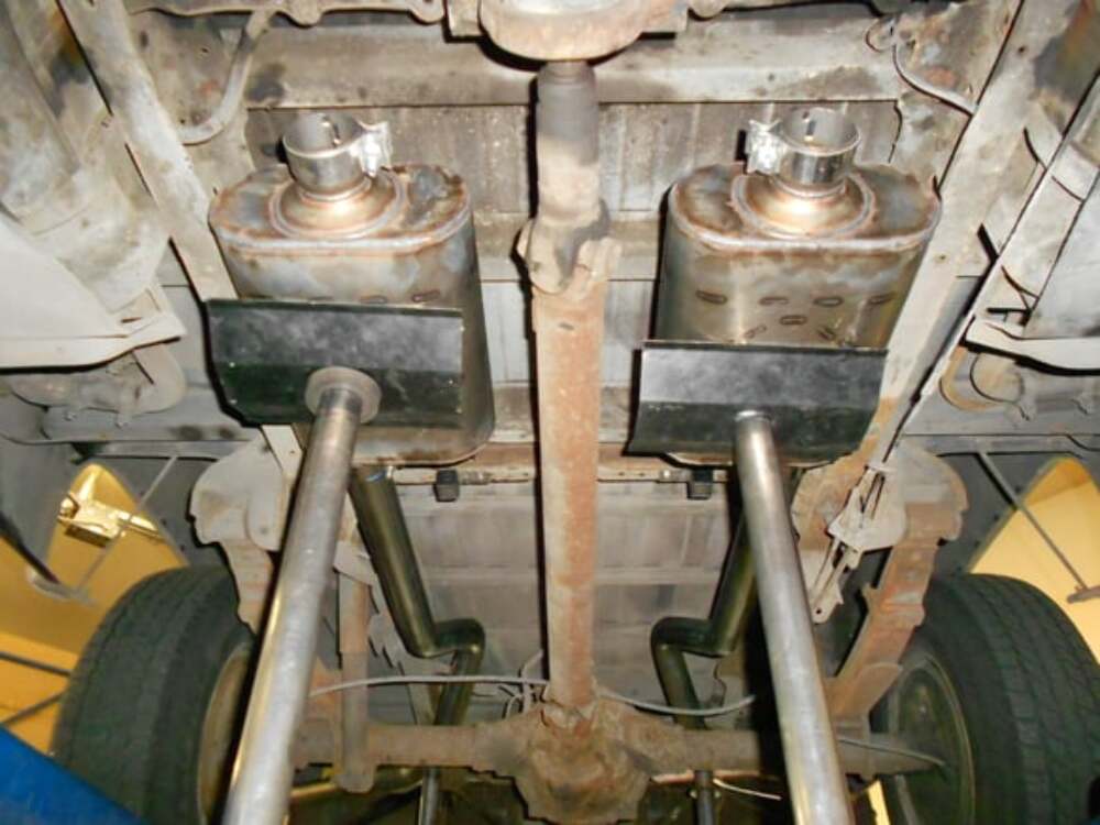 Flowmaster 15803 Prebent Tailpipes for 1973-1987 Chevrolet Truck
