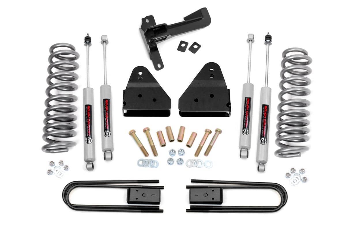Rough Country 3 Inch Lift Kit - Coil - Ford F-250 Super Duty 4WD (2011-2016) - 562.2