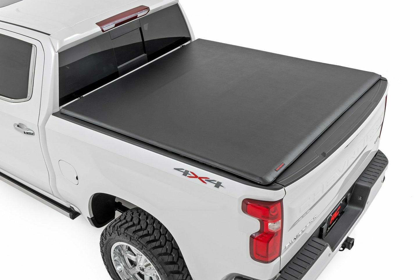 Fits Chevy/GMC 1500 (19-24) Soft Roll Up Bed Cover; 5'10" Bed; 42120580