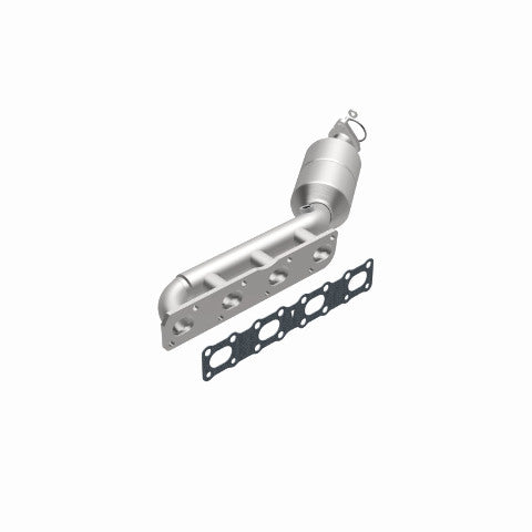 2004-2006 Nissan Titan 5.6L Direct-Fit Catalytic Converter 4451501 Magnaflow