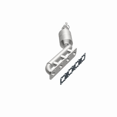 2004-2006 Nissan Titan 5.6L Direct-Fit Catalytic Converter 4451501 Magnaflow