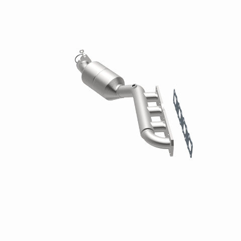 2004-2006 Nissan Titan 5.6L Direct-Fit Catalytic Converter 4451501 Magnaflow