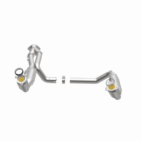 2002 Chevrolet Silverado 1500 Direct-Fit Catalytic Converter 447284 Magnaflow