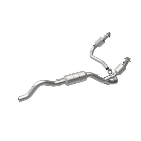 02-03 Dodge Durango 5.9L Direct-Fit Catalytic Converter 51351 Magnaflow