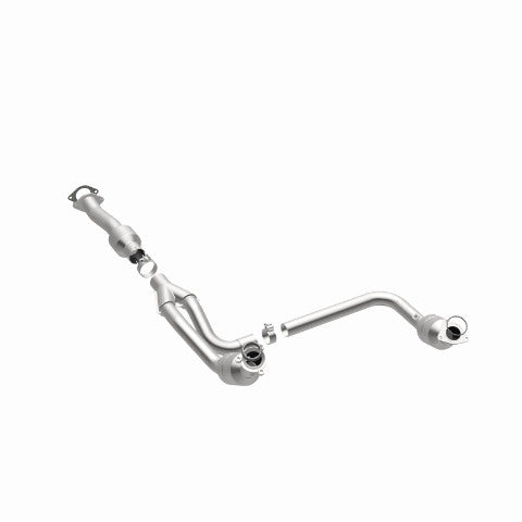 2011-2014 EXPRESS 1500 Underbody Direct-Fit Catalytic Converter 52134 Magnaflow