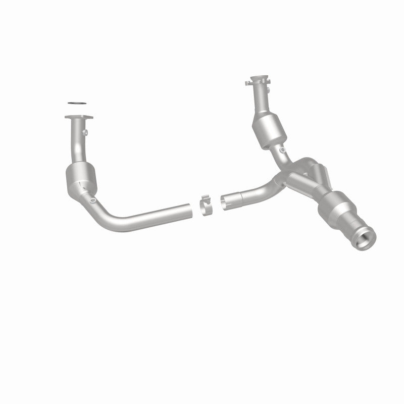 11-14 Escalade 6.2 Underbody Direct-Fit Catalytic Converter 52616 Magnaflow