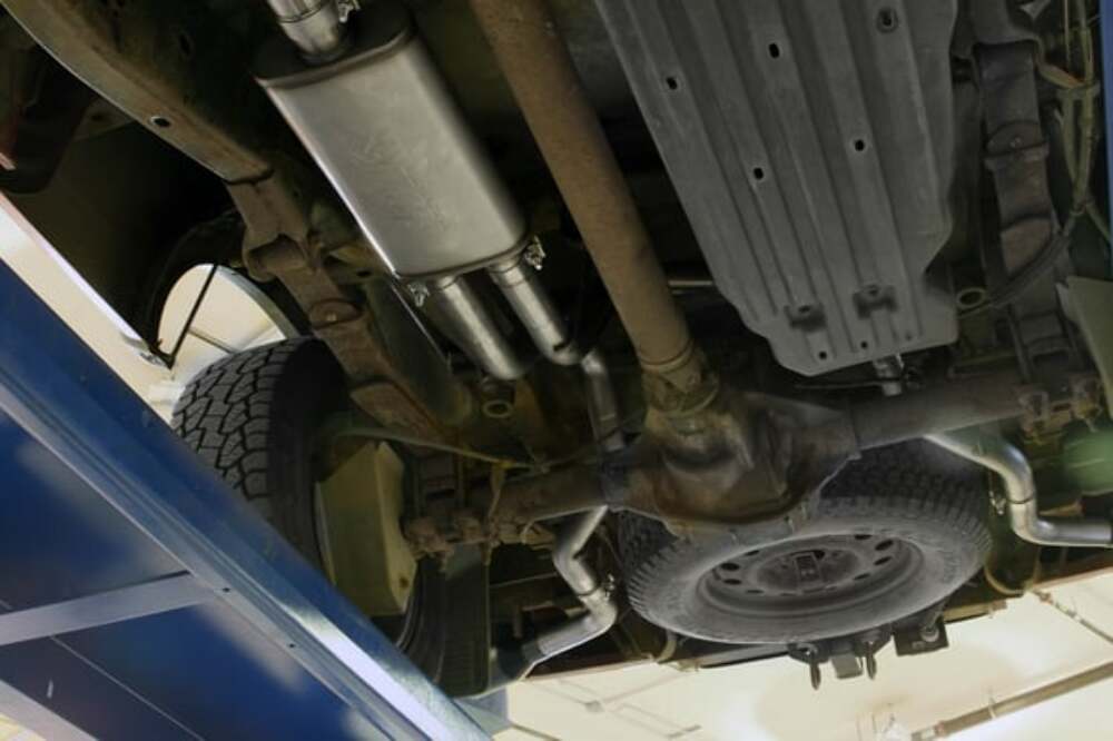 2004-2008 Ford F-150 Exhaust System Cat-Back Stainless Steel 717868