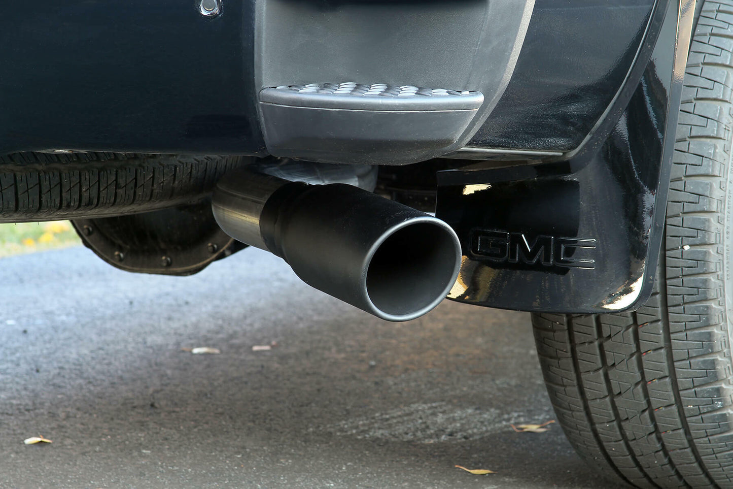 Fits GM Silverado/Sierra 2011-2018 Exhaust Pipe System 2.6L FlowFX 717885