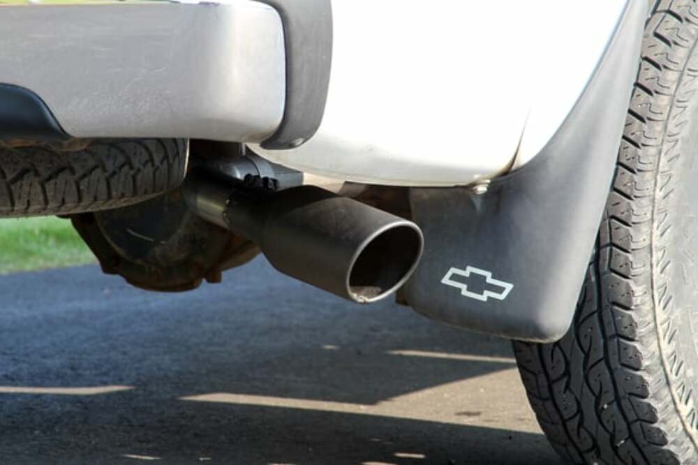 99-07 Chevrolet Silverado 1500 Cat-back Exhaust System Flowmaster 717924