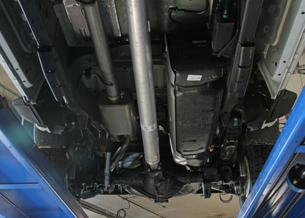 Fits 2020-22 Gm 2500Hd 6.6L Gas, Cat-Back, Dual Side Exit, Exhaust System-718111