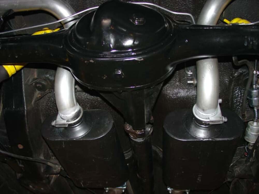 1955-1957 Chevrolet Bel Air Crossmember-back Exhaust System Flowmaster American Thunder 817174