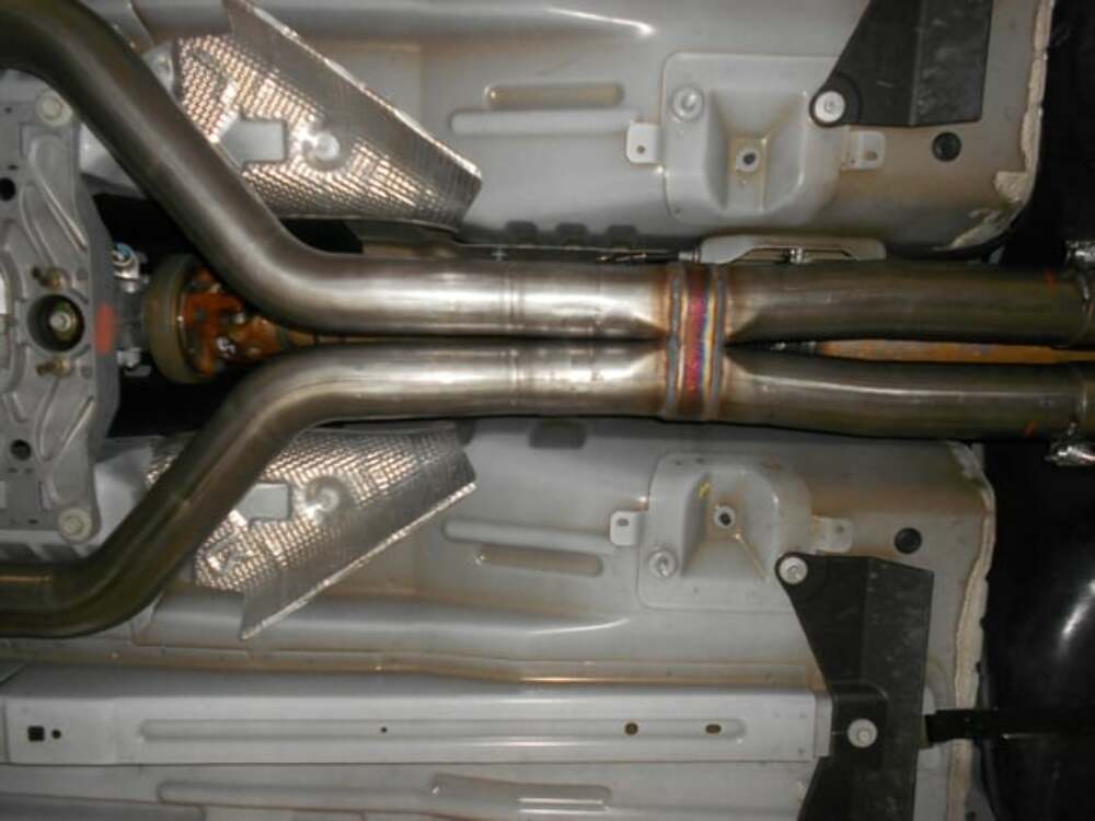 2005-2010 Ford Mustang Cat-back Exhaust System Flowmaster American Thunder 817494