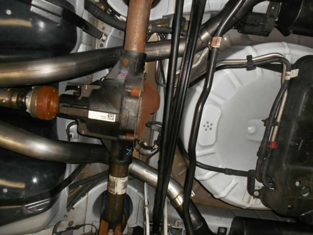 2005-2010 Ford Mustang Cat-back Exhaust System Flowmaster American Thunder 817494