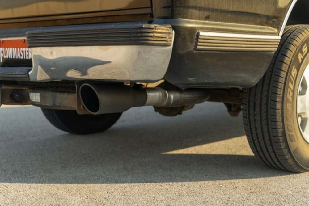 Fits 1996-1999 GM 1500 trucksw/ 5.7L, Cat-Back, S/S exhaust system 818189