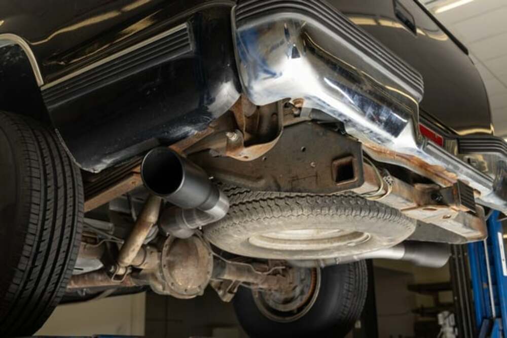 Fits 1996-1999 GM 1500 trucksw/ 5.7L, Cat-Back, S/S exhaust system 818189