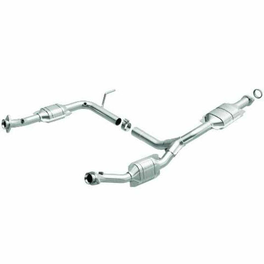 02-04 Explorer 4L Y Direct-Fit Catalytic Converter 93372 Magnaflow - Catalytic Converters Car Part People