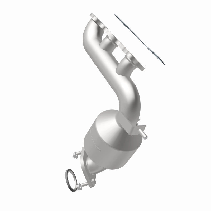 2004-2006 Toyota Sienna 3.3L Direct-Fit Catalytic Converter 5582837 Magnaflow