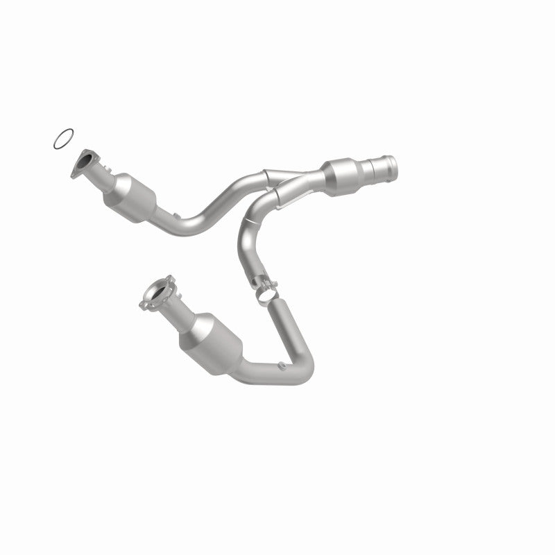 2015-2016 Cadillac Escalade 6.2L DirectFit Catalytic Converter 5582617 Magnaflow - Catalytic Converters Car Part People