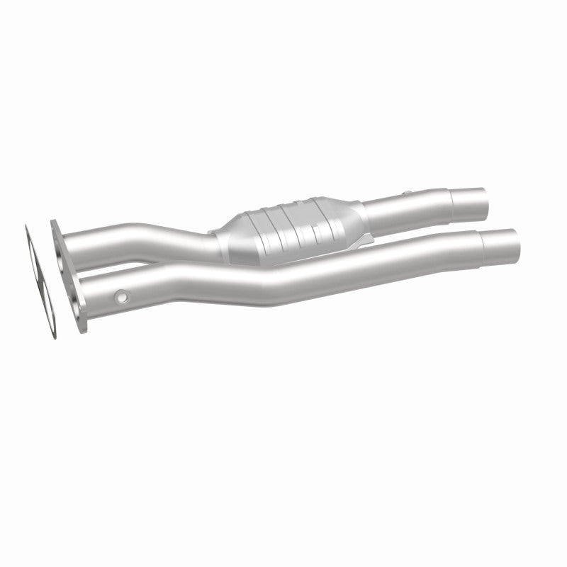 96-99 Chevy C2500 Suburban 7.4L Direct-Fit Catalytic Converter 4451471 Magnaflow