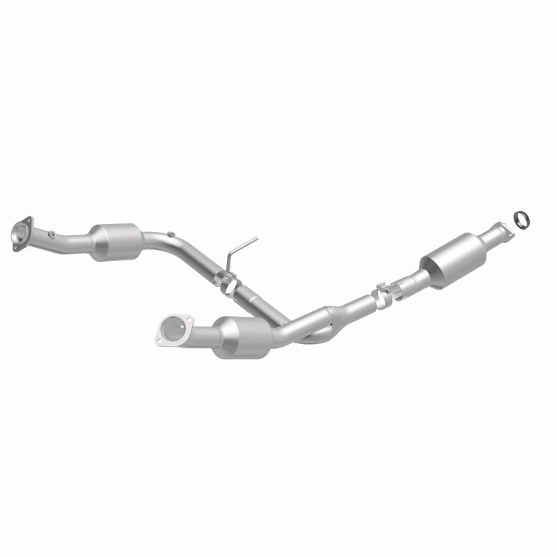 2004-2005 Ford Explorer 4.6L Direct-Fit Catalytic Converter 5481108 Magnaflow - Catalytic Converters Car Part People