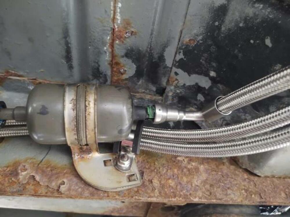 2002-05 Buick Rendezvous w/ 3.4L V6 Quick Fix Fuel Hose Kit Stainless QFF0025SS