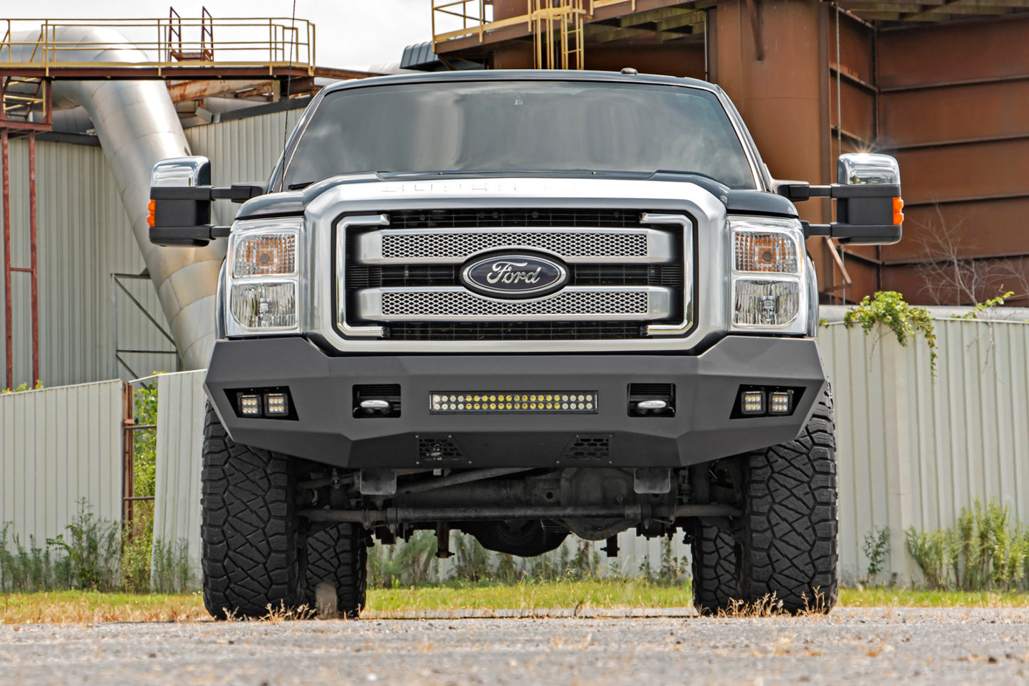 Fits Ford F-250/F-350 Super Duty 2WD/4WD (2011-2016) Front Bumper; 10783