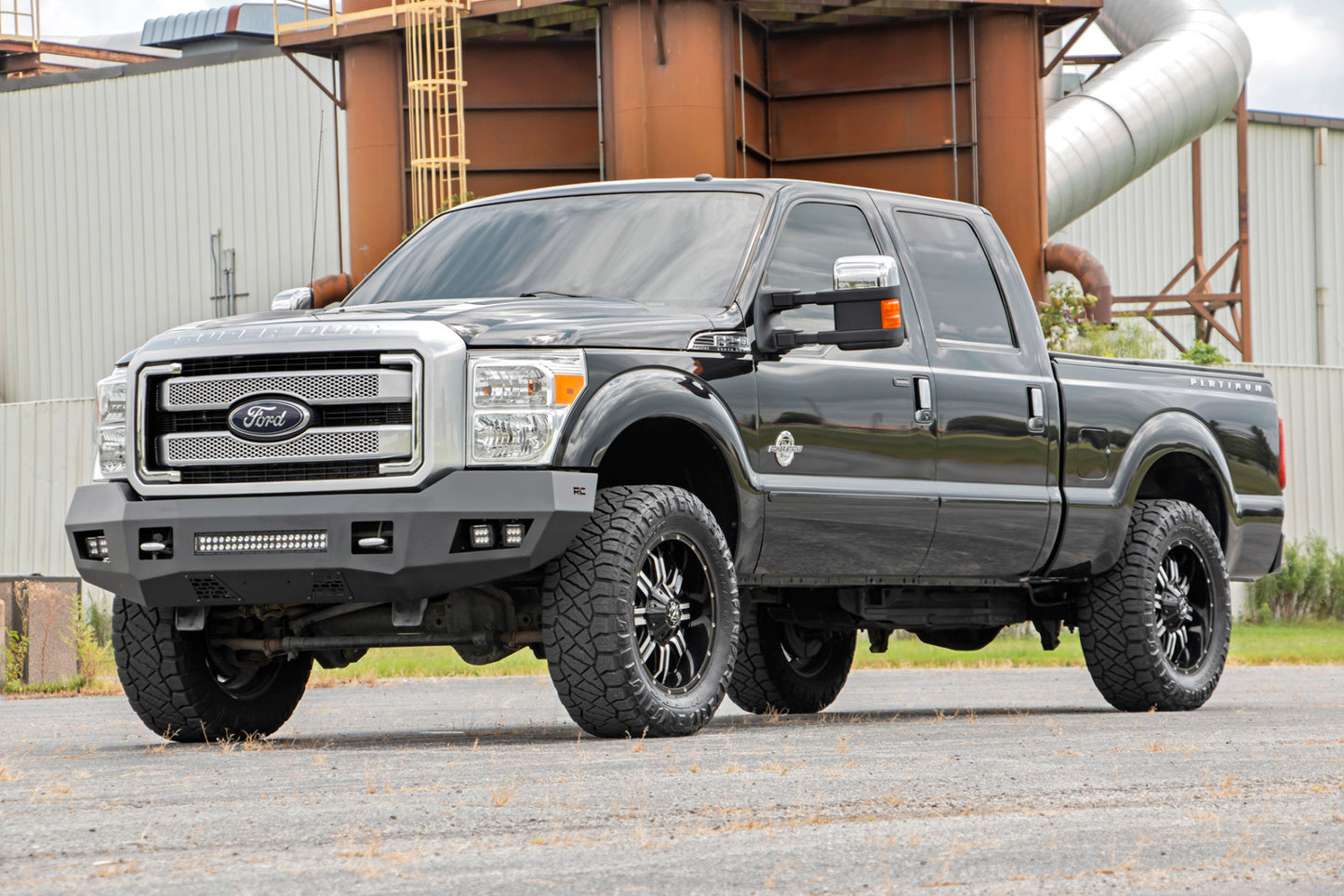 Fits Ford F-250/F-350 Super Duty 2WD/4WD (2011-2016) Front Bumper; 10783