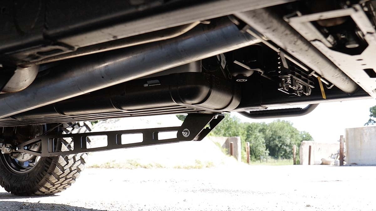 Fits Chevy Silverado & GMC Sierra 2500HD/3500HD 4WD(2011-19) Traction Bar 11001