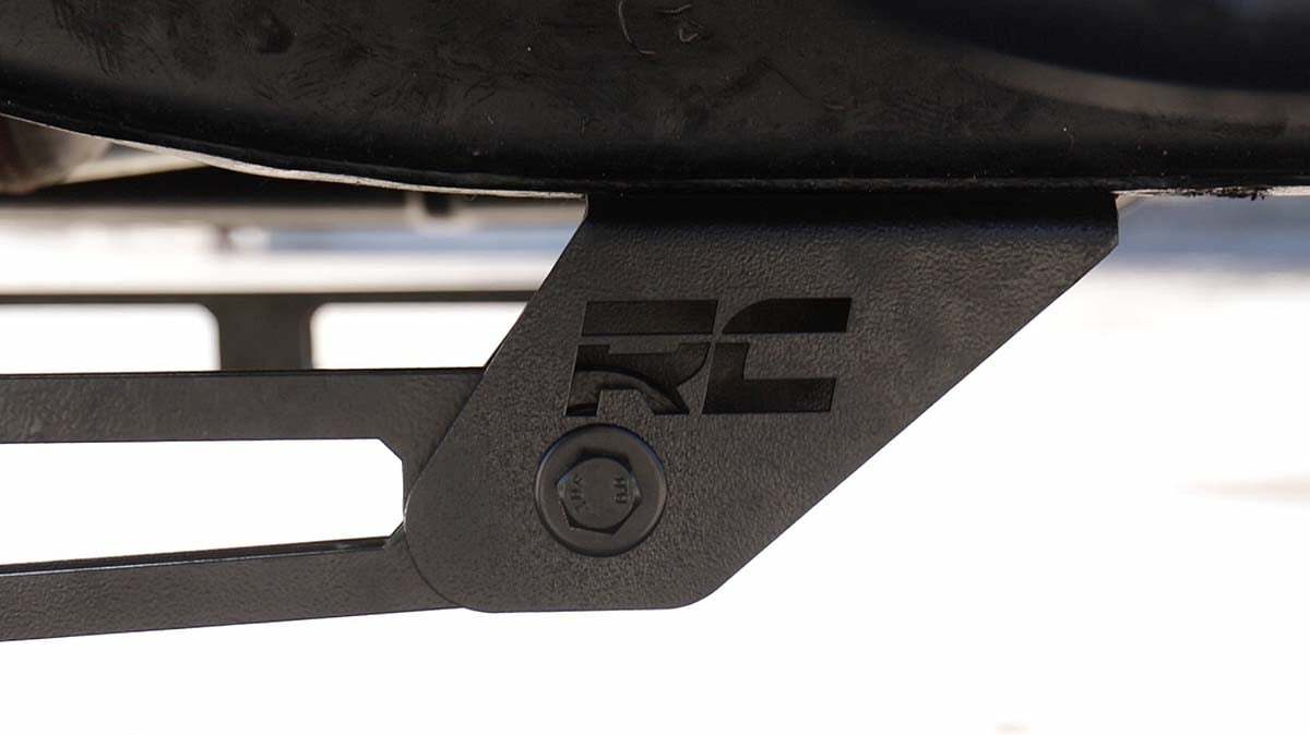 Fits Chevy Silverado & GMC Sierra 2500HD/3500HD 4WD(2011-19) Traction Bar 11001