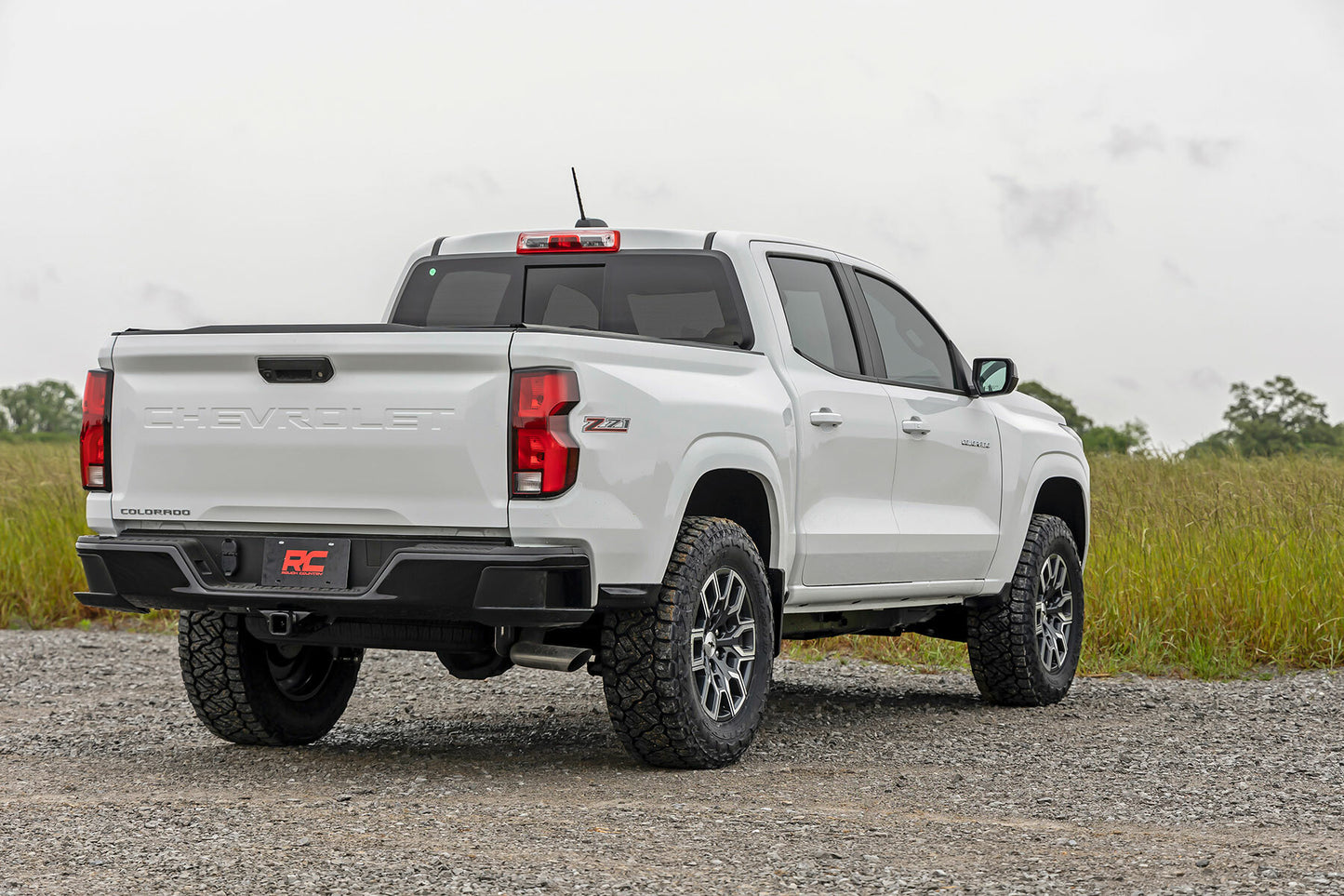 Fits Chevy Colorado 4WD (2023-2024) 1 Inch Leveling Kit; 13000