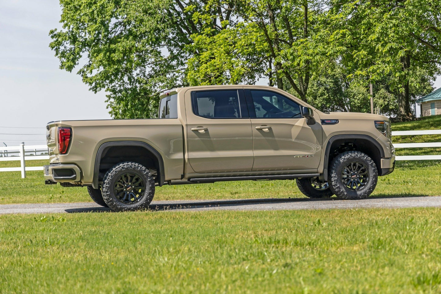 Fits Chevy/GMC 1500 (22-24) 1.5 Inch Leveling Kit; AT4X/ZR2; 1301