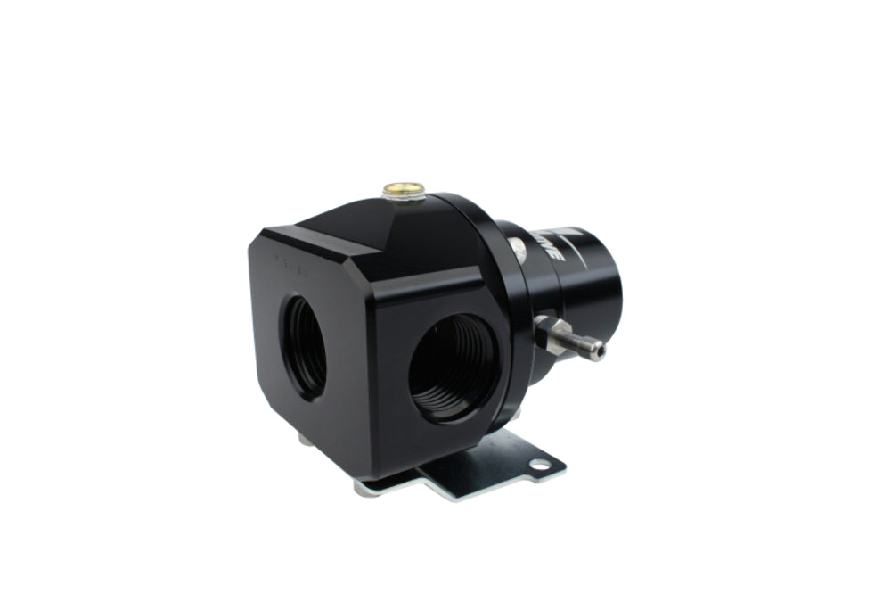 Aeromotive 13212 A2000, 2-Port Bypass Regulator - Fuel Injectors and Parts Car Part People