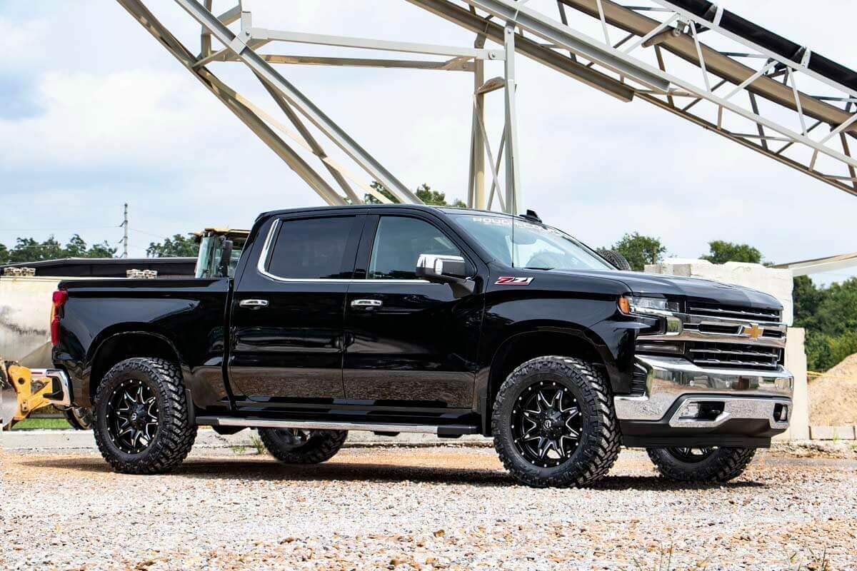 Fits Chevy Silverado & GMC Sierra 1500 2&4WD (2019-2024) 2" Leveling Kit; 1323
