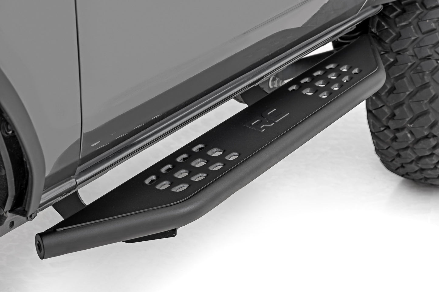 Fits Ford Bronco (21-24) OV2 Running Boards; Side Step Bars; 2-Door; 14004
