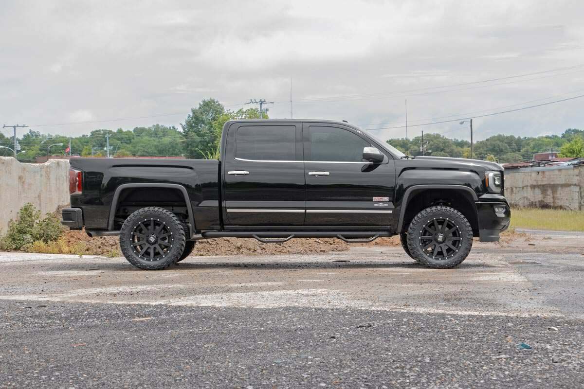 3.5 Inch Lift Kit; Forged UCA; M1 Strut; Chevy/GMC 1500 (14-16) 19440