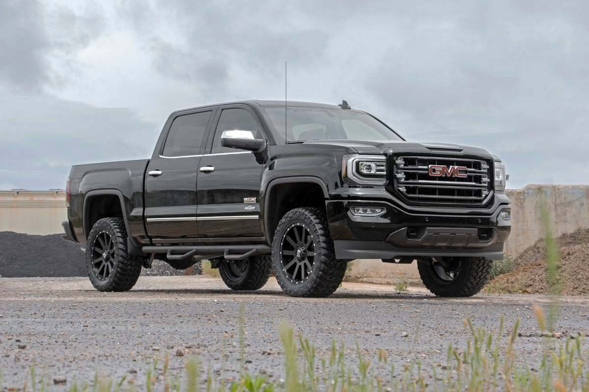 3.5 Inch Lift Kit; Forged UCA; M1 Strut; Chevy/GMC 1500 (14-16) 19440