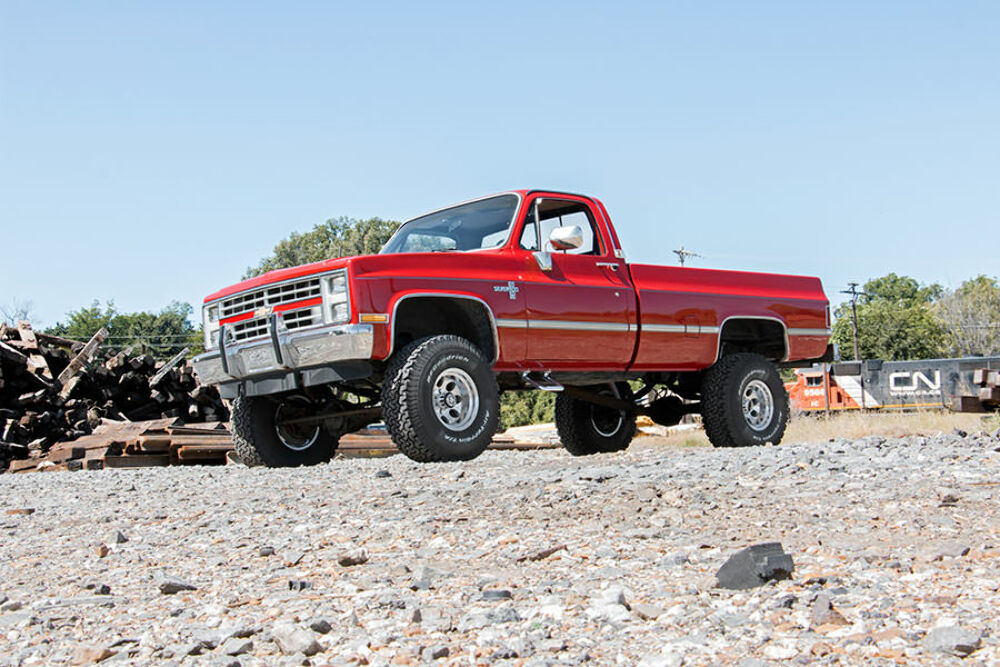 Fits Chevy/GMC C10/K10 C15/K15 Truck/Jimmy(73-76) 4" Lift 52" Rear Springs 19530