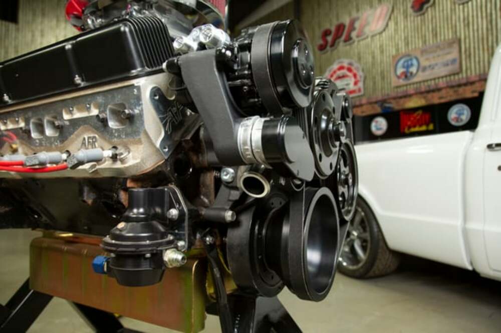 Holley Small Block Chevy Mid-Mount Complete Accessory System - 20-240BK