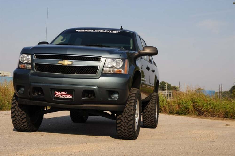 Fits Chevy Avalanche 2WD/4WD (2007-2013) 7.5 Inch Lift Kit; N3 Struts; 20901