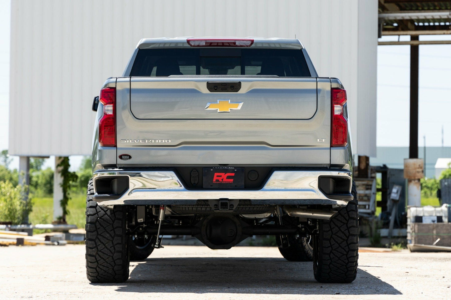 Fits Chevy Silverado 1500 2&4WD (2019-2024) 6" Lift Kit; M1 Struts/M1; 21740