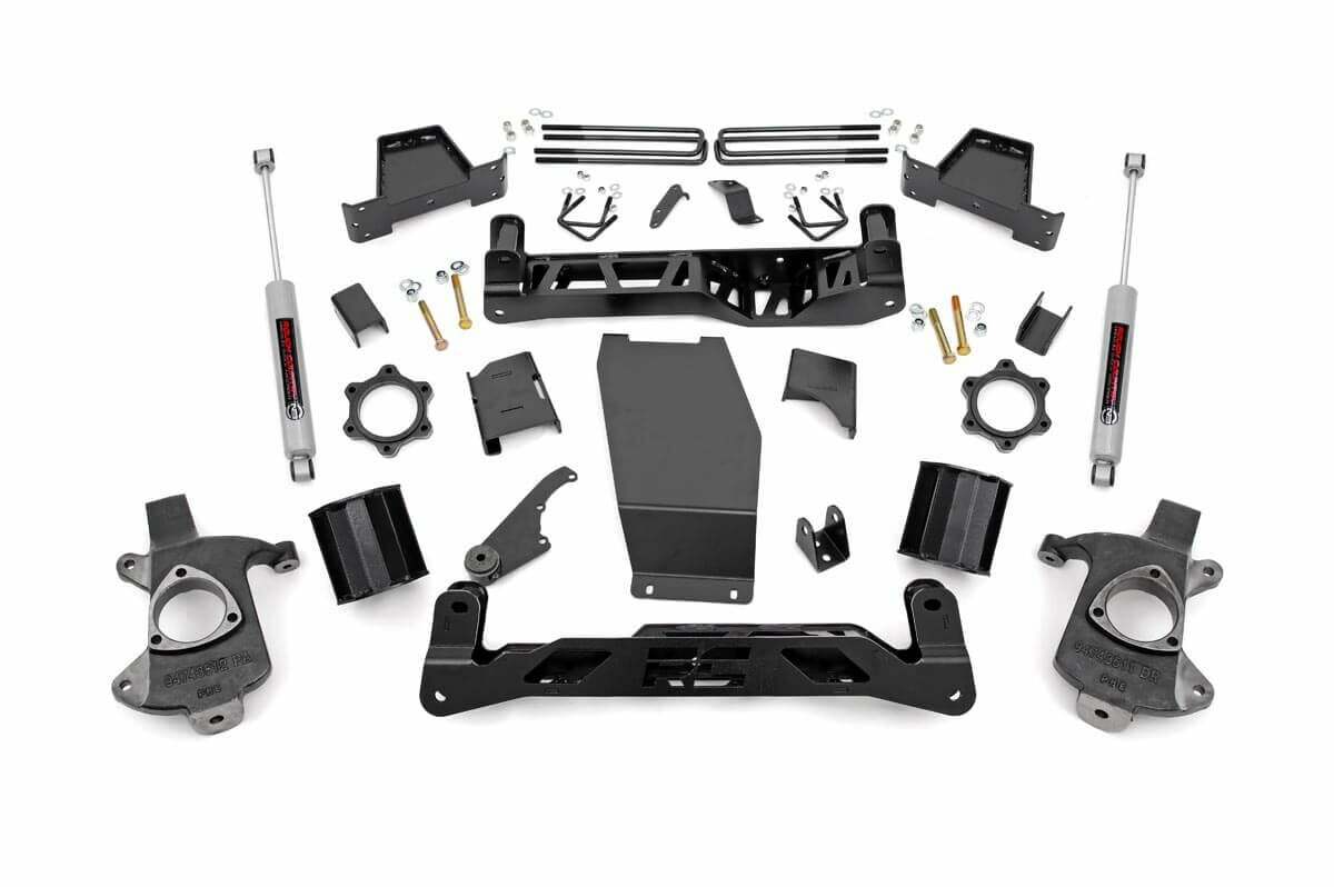 Fits Chevy/GMC 1500 4WD (14-17) 6 Inch Lift Kit; Cast Steel; 22635
