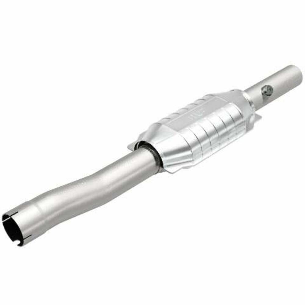 1999-2001 Jeep Grand Cherokee Direct-Fit Catalytic Converter 23544 Magnaflow - Catalytic Converters Car Part People