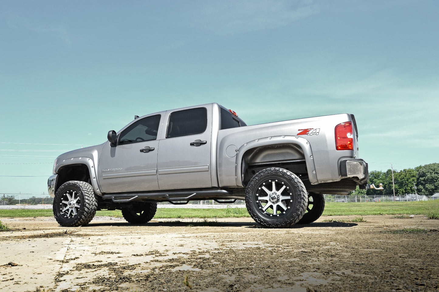 Fits Chevy Silverado & GMC Sierra 1500 4WD (2007-2013) 6 Inch Lift Kit; 23630
