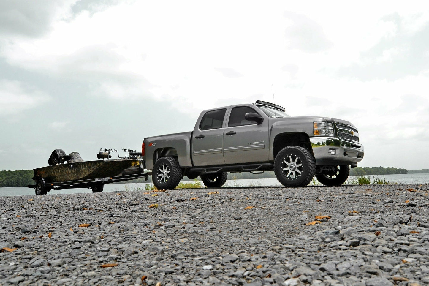 Fits Chevy Silverado & GMC Sierra 1500 4WD (2007-2013) 6 Inch Lift Kit; 23630