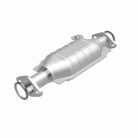 Catalytic Converter for 1981-1983 Toyota Pickup 2.4L Standard Grade Federal / EPA Compliant Direct-Fit Catalytic Convert